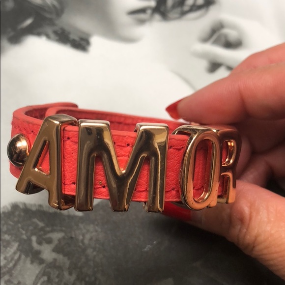 BCBG Bracelet 🔥 FINAL SALE 🔥 - Picture 8 of 8